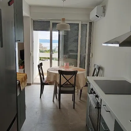 Faust Apartment *